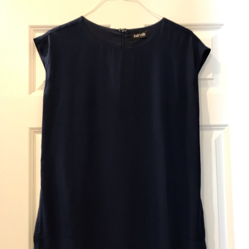 Navy fabrik dress